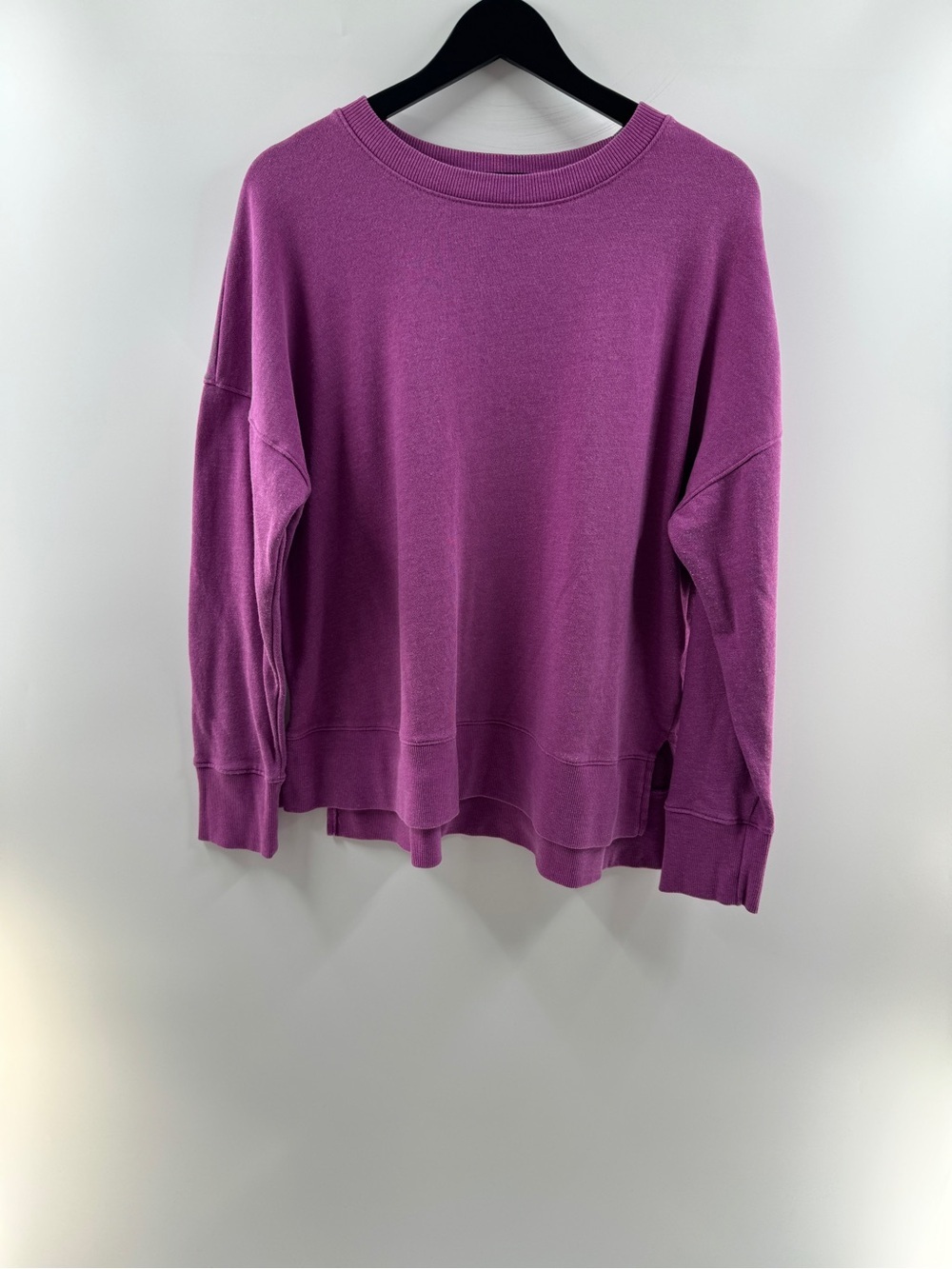Time and Tru Fuchsia Long Sleeve Crewneck – Women’s Large